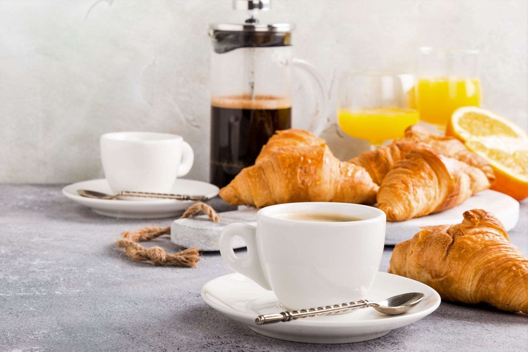 healthy-breakfast-with-coffee-croissantsaaaaaaa